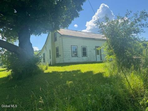25 William Cipperly Road Hoosick Falls NY 12090