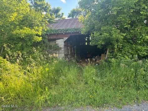 25 William Cipperly Road Hoosick Falls NY 12090