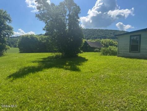 25 William Cipperly Road Hoosick Falls NY 12090