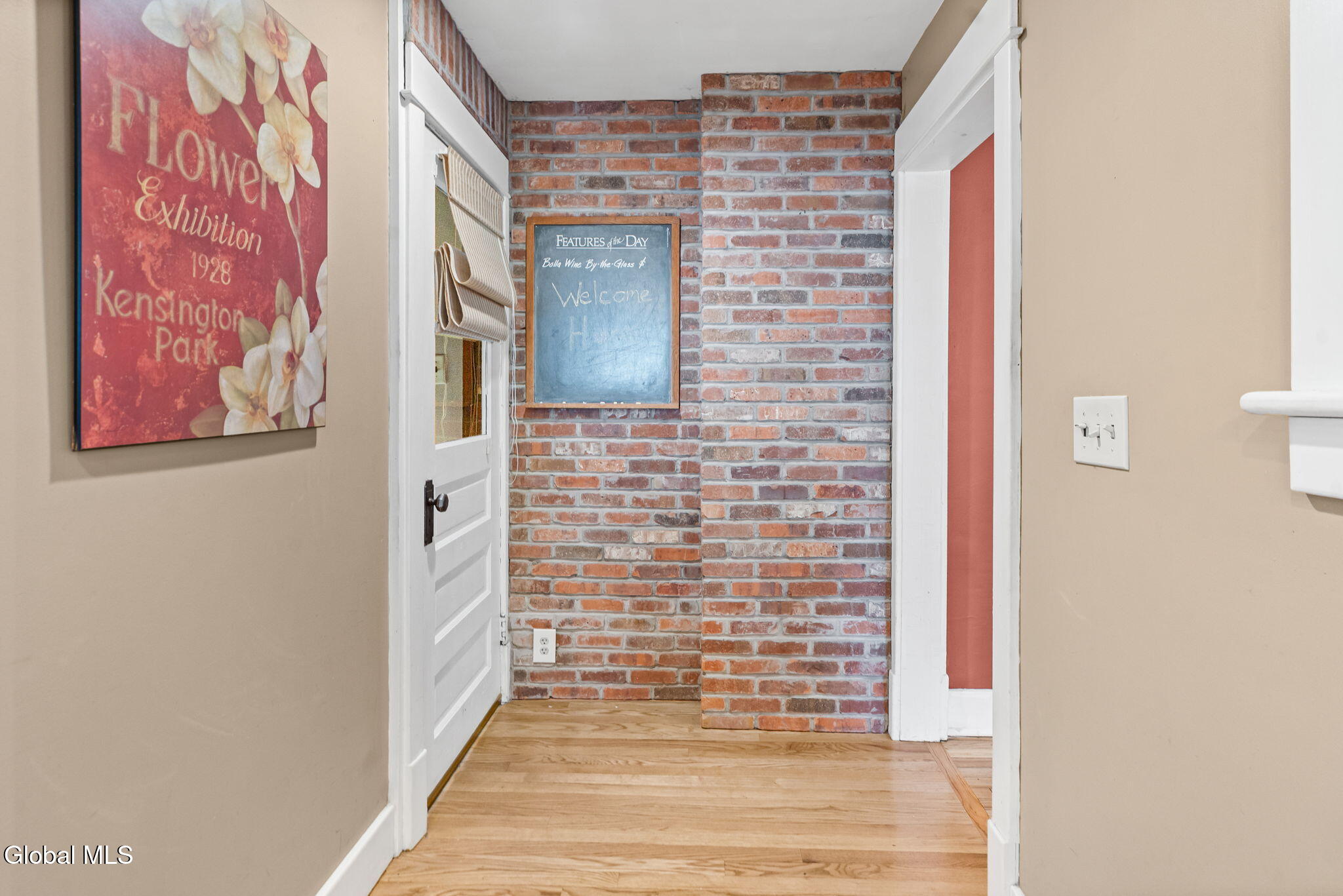 83 Adams Place Delmar NY 12054