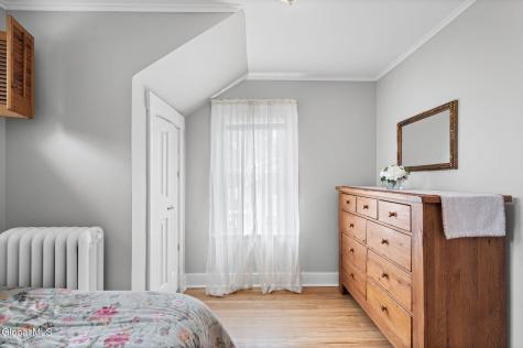83 Adams Place Delmar NY 12054