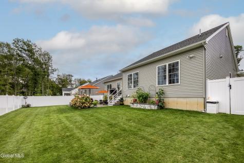 26 Fairmont Drive Clifton Park NY 12065