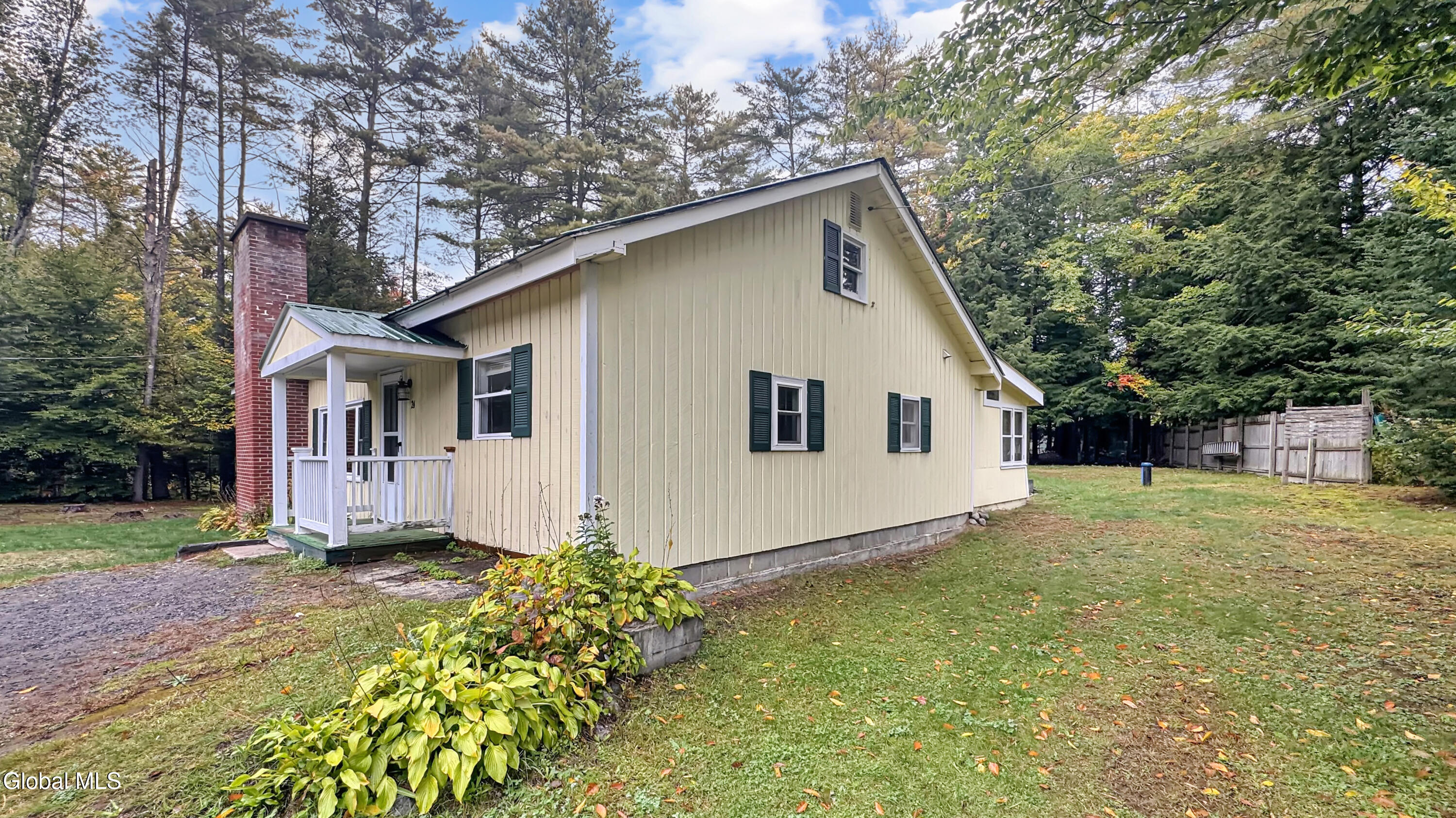 24 Shufelt Way Schroon Lake NY 12870