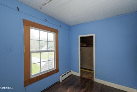 9 Haven Avenue Round Lake NY 12151