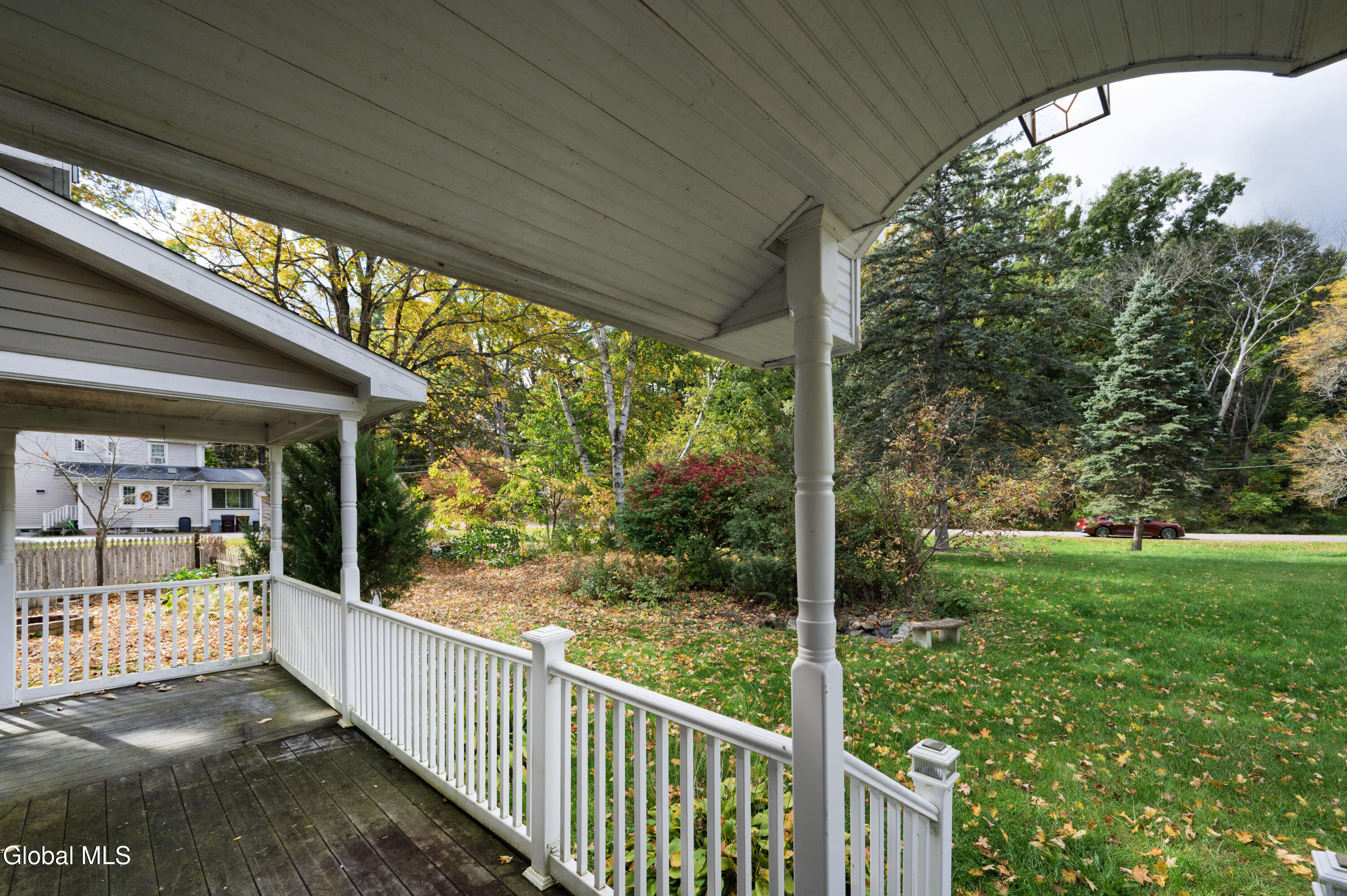 9 Haven Avenue Round Lake NY 12151