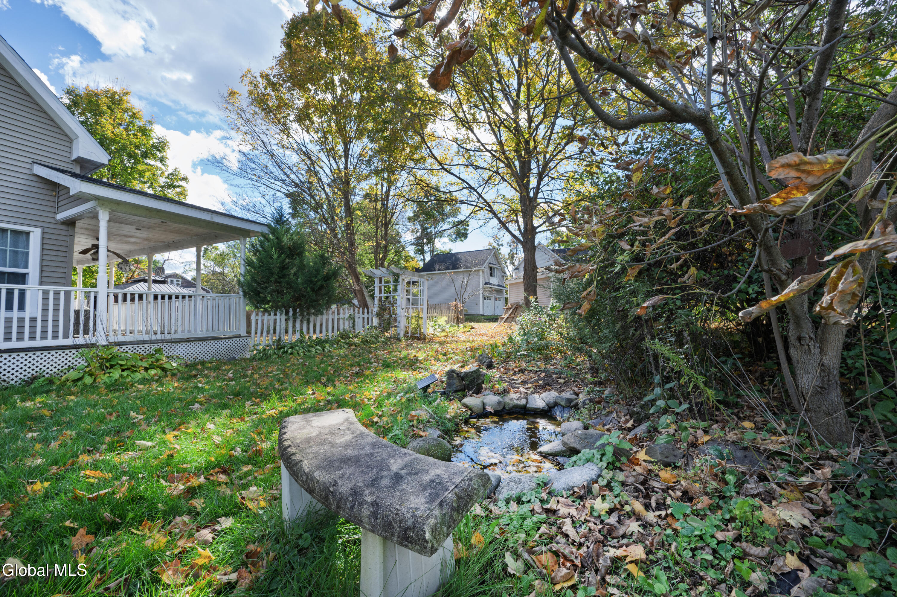 9 Haven Avenue Round Lake NY 12151