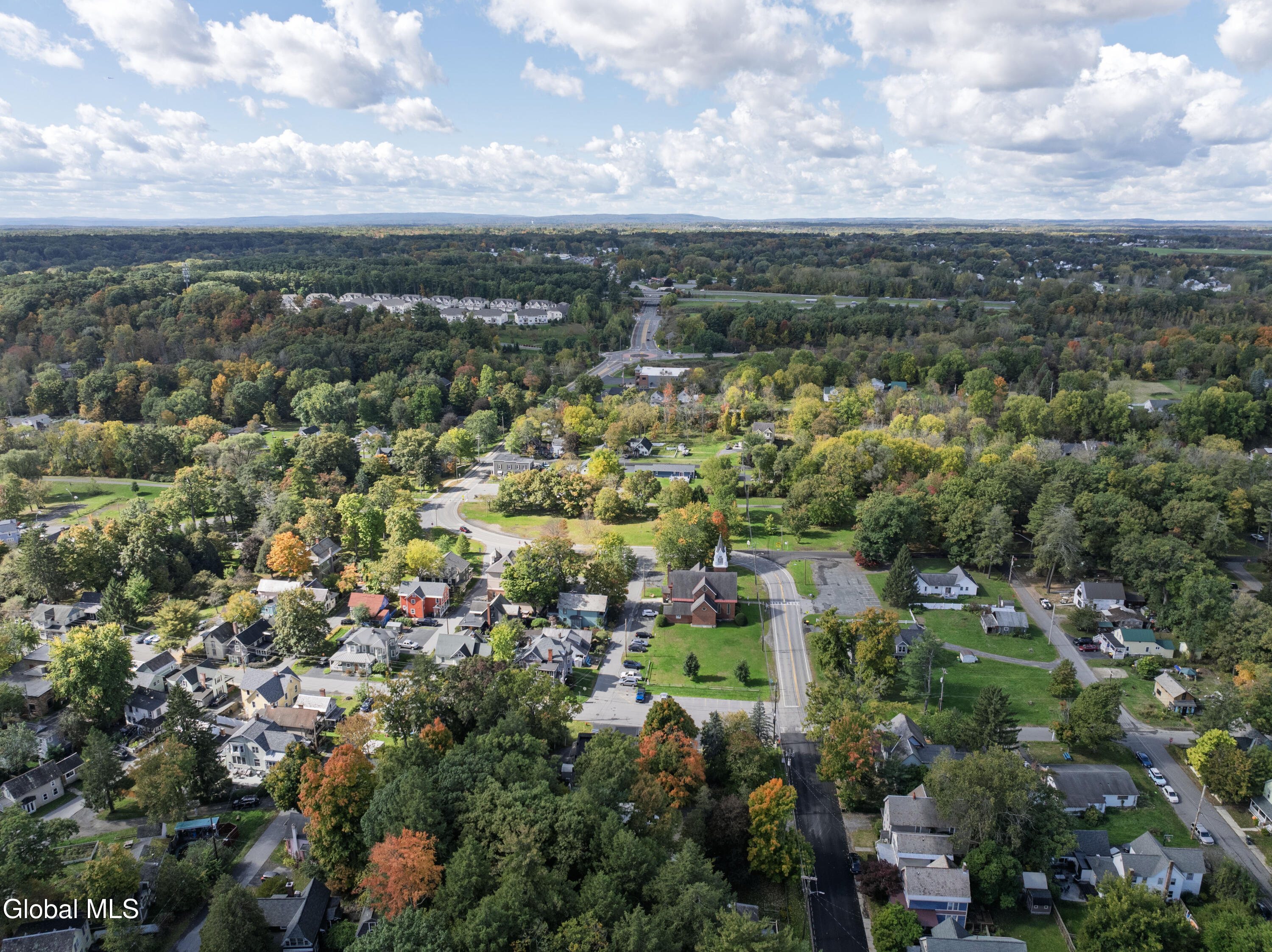 9 Haven Avenue Round Lake NY 12151