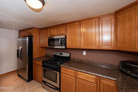 9 Haven Avenue Round Lake NY 12151