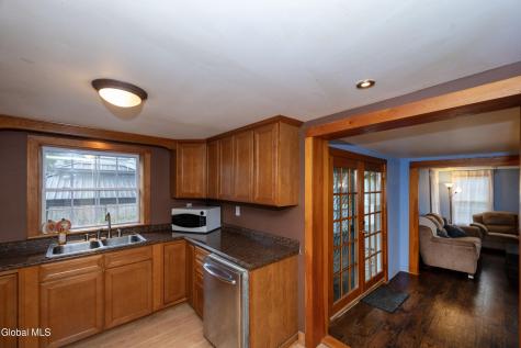 9 Haven Avenue Round Lake NY 12151