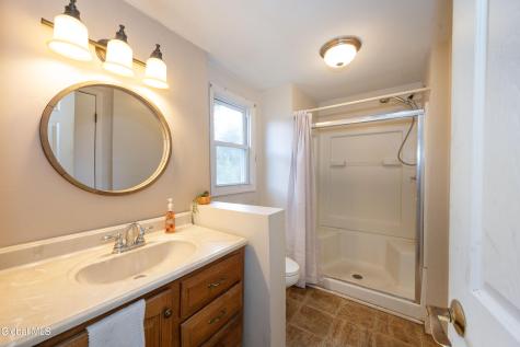 9 Haven Avenue Round Lake NY 12151