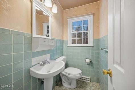 7 Fairway Lane Rexford NY 12148