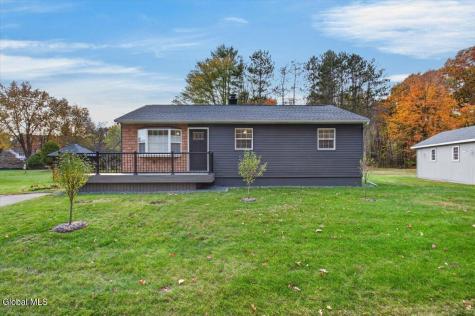 5 Breski Lane Halfmoon NY 12065