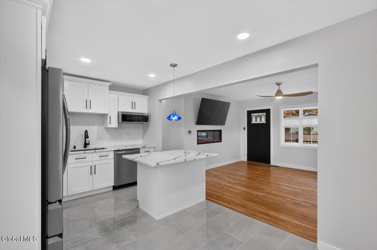 5 Breski Lane Halfmoon NY 12065