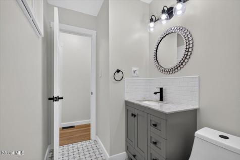 5 Breski Lane Halfmoon NY 12065