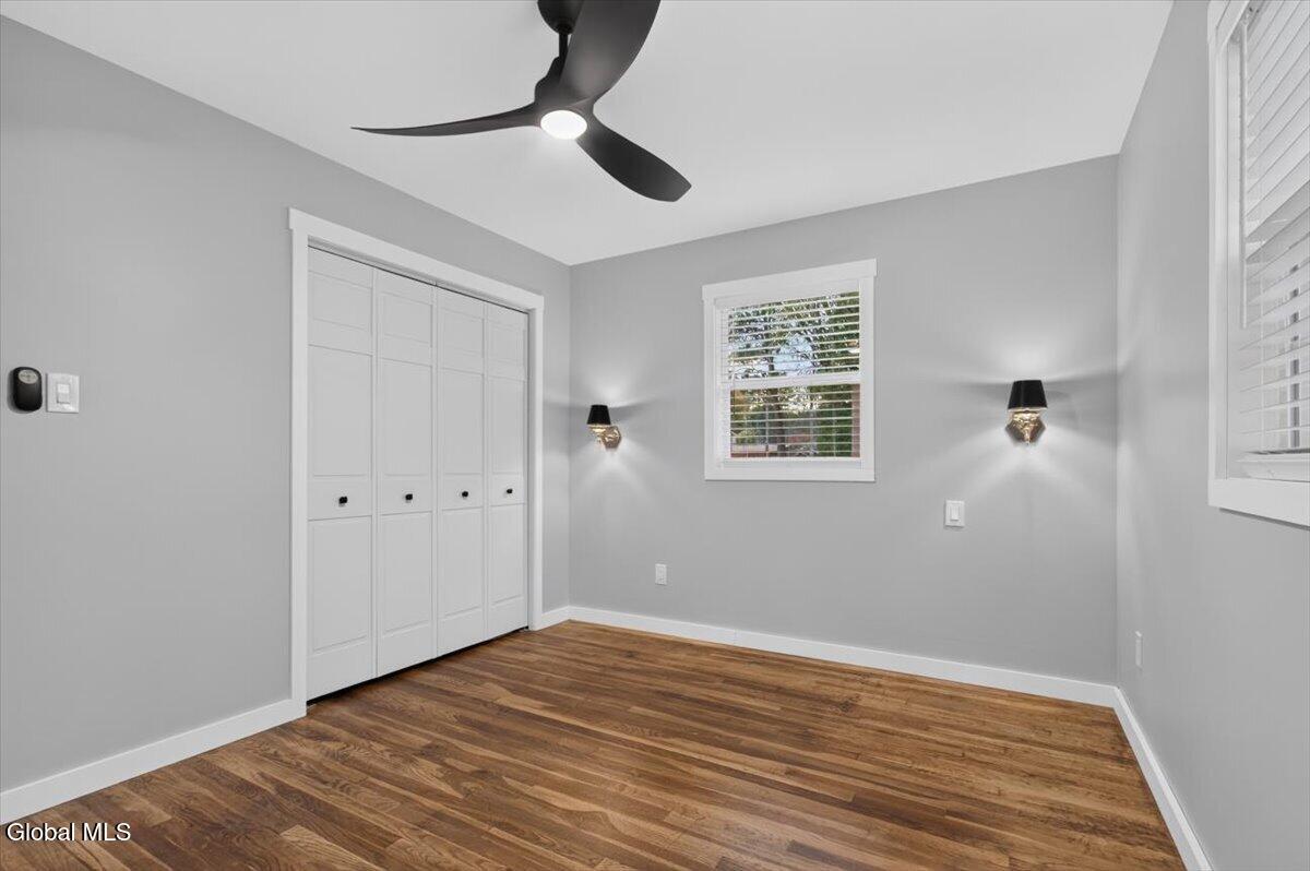 5 Breski Lane Halfmoon NY 12065