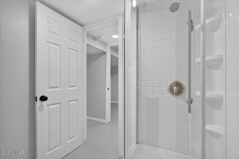 5 Breski Lane Halfmoon NY 12065