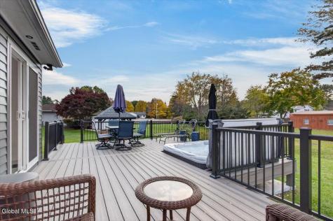 5 Breski Lane Halfmoon NY 12065