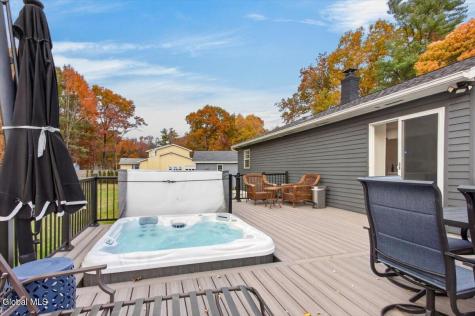 5 Breski Lane Halfmoon NY 12065