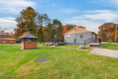 5 Breski Lane Halfmoon NY 12065