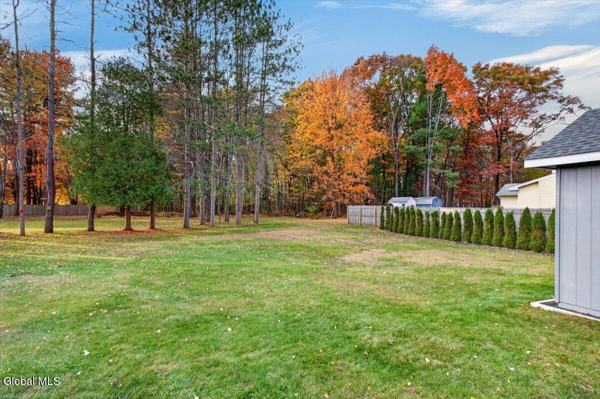 5 Breski Lane Halfmoon NY 12065