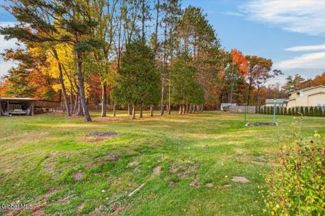 5 Breski Lane Halfmoon NY 12065