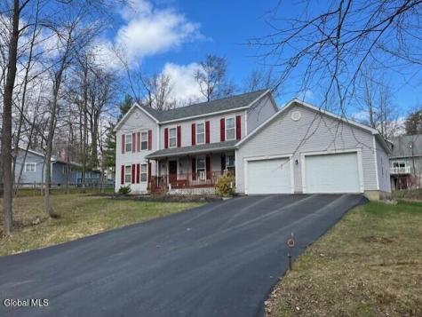 202 Grandview Drive Cobleskill NY 12043