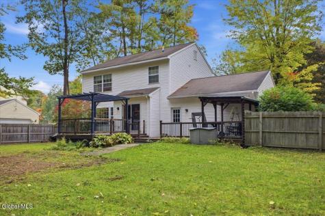 72 Kettles Way Queensbury NY 12804