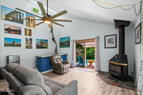 102 Marson Avenue Glenville NY 12302
