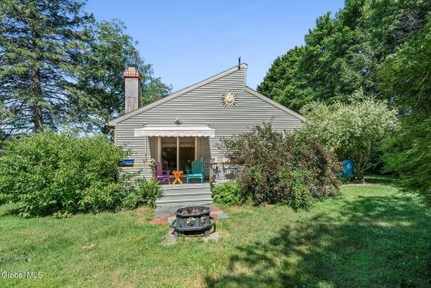 102 Marson Avenue Glenville NY 12302