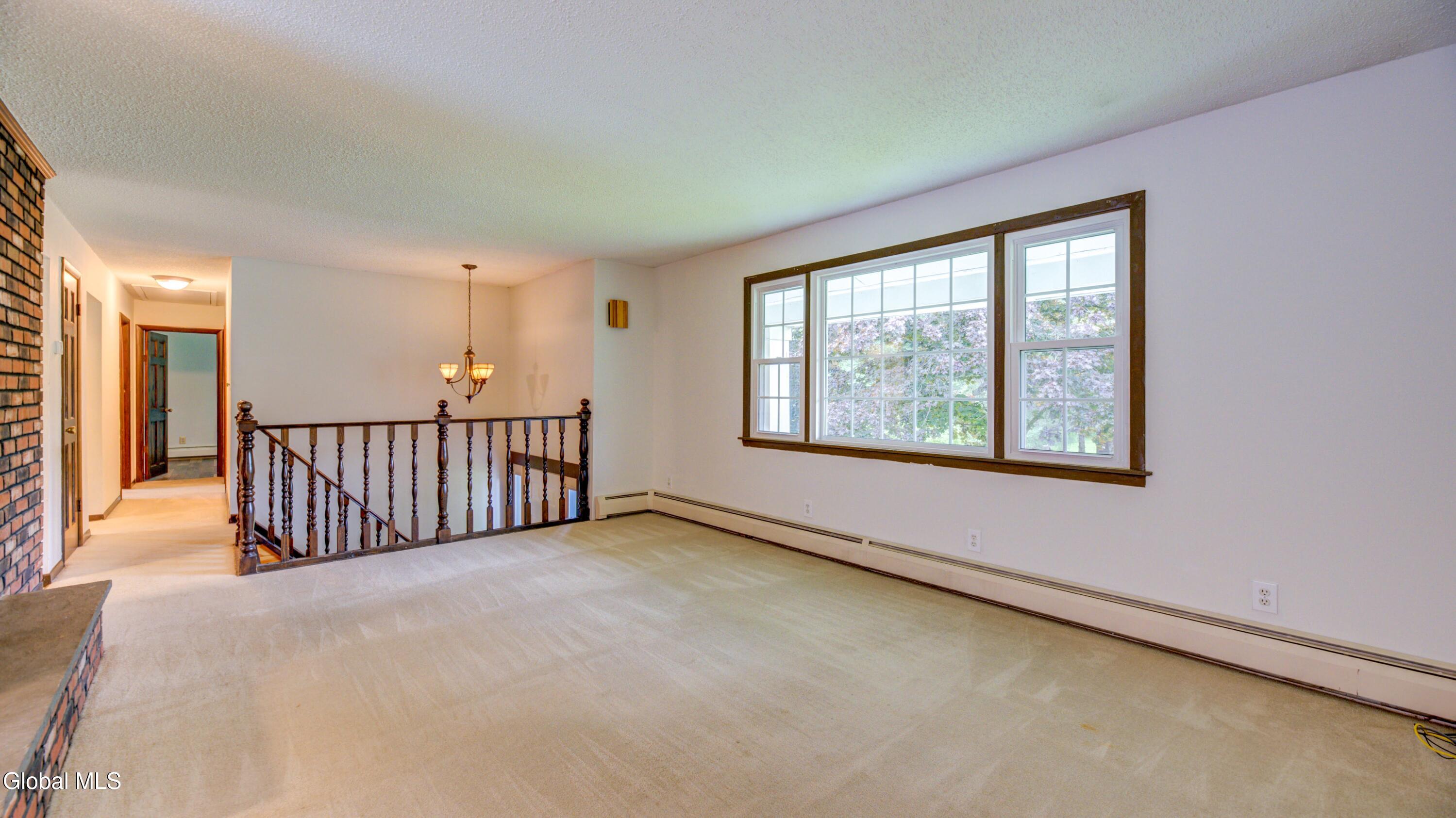 122 Crouse Drive Amsterdam NY 12010