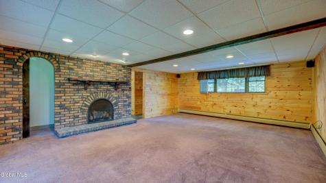 122 Crouse Drive Amsterdam NY 12010