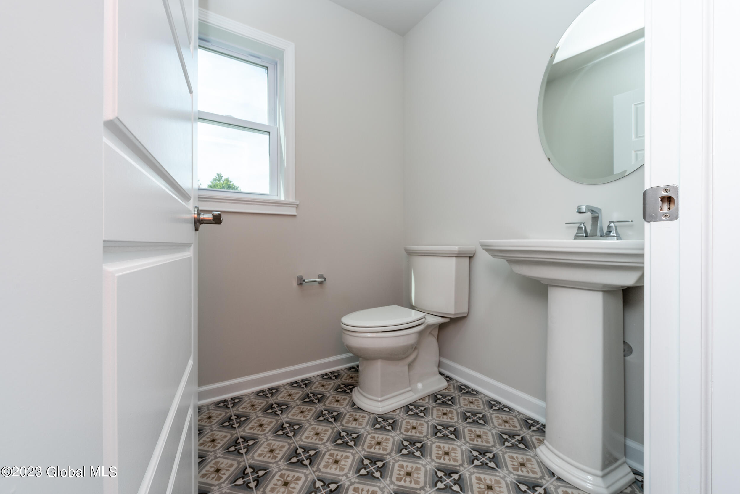 8 Flintlock Way Mechanicville NY 12118
