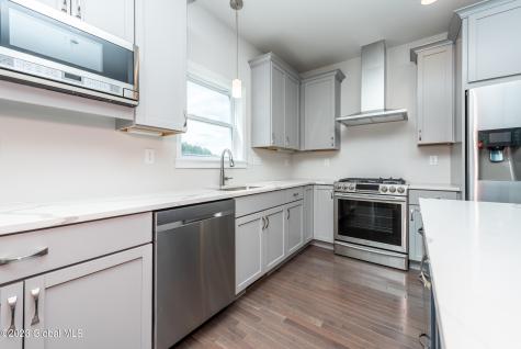 8 Flintlock Way Mechanicville NY 12118