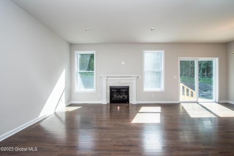 8 Flintlock Way Mechanicville NY 12118