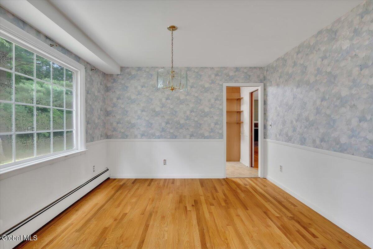 9 Chestnut Lane Clifton Park NY 12065