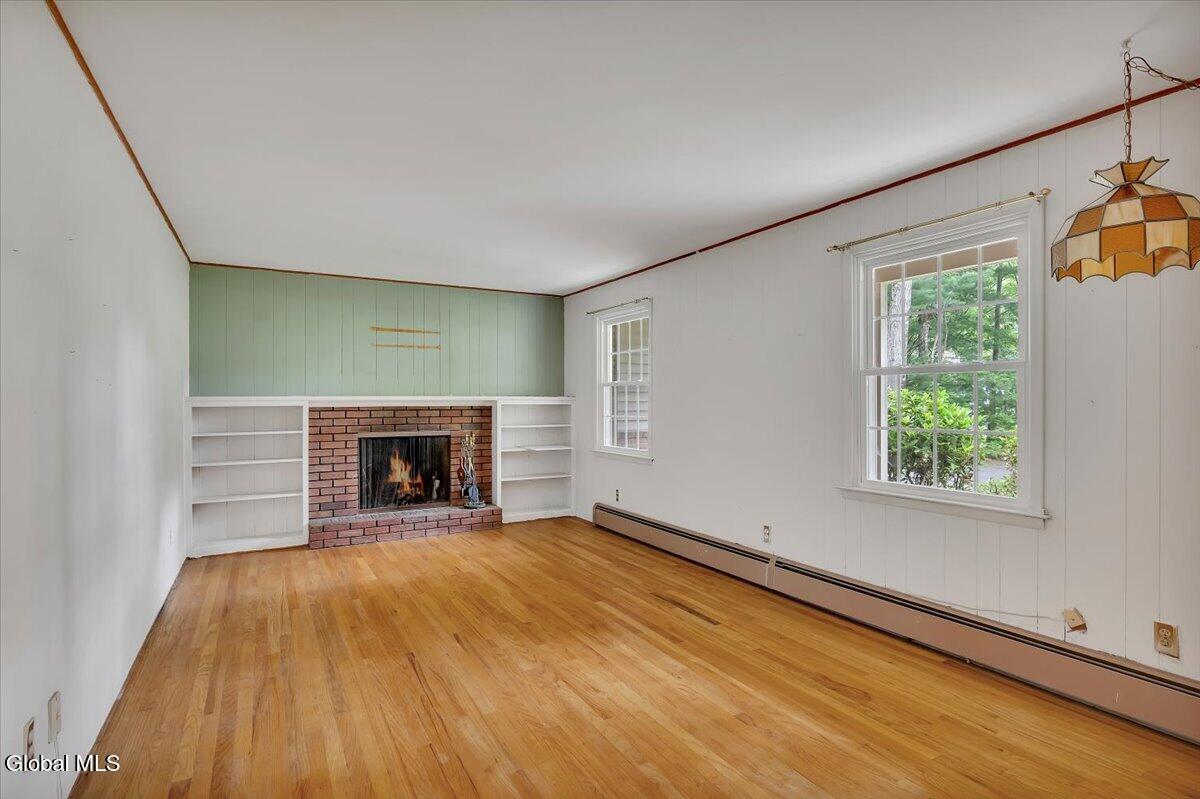 9 Chestnut Lane Clifton Park NY 12065