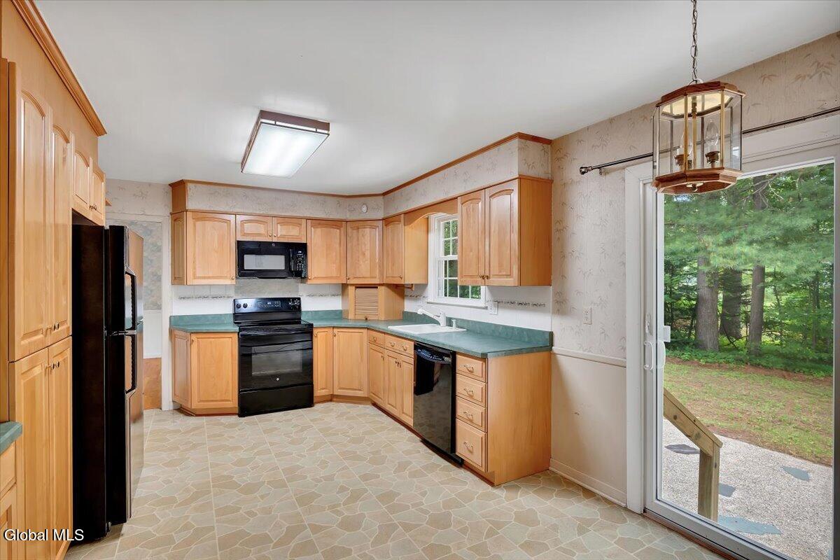 9 Chestnut Lane Clifton Park NY 12065