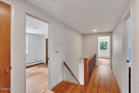 9 Chestnut Lane Clifton Park NY 12065