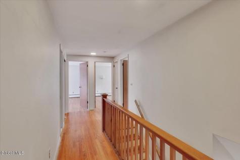 9 Chestnut Lane Clifton Park NY 12065