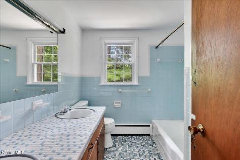 9 Chestnut Lane Clifton Park NY 12065