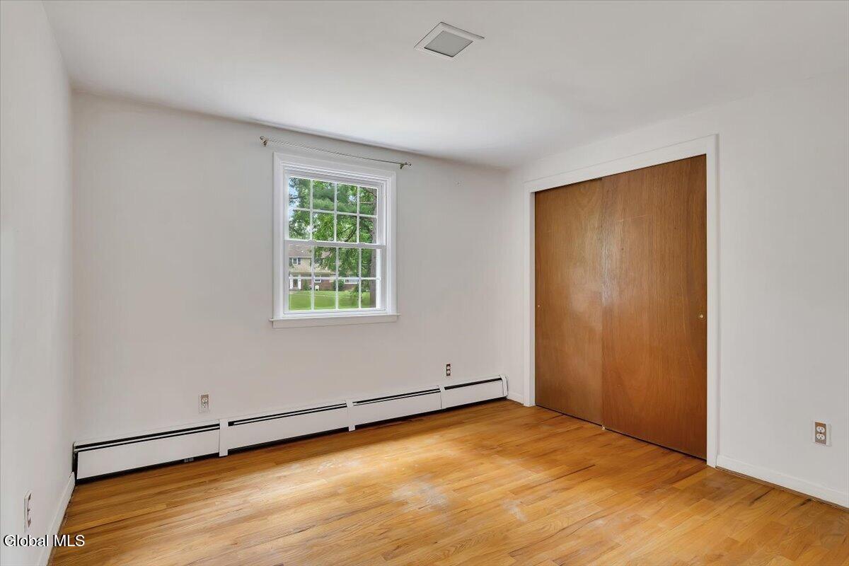 9 Chestnut Lane Clifton Park NY 12065
