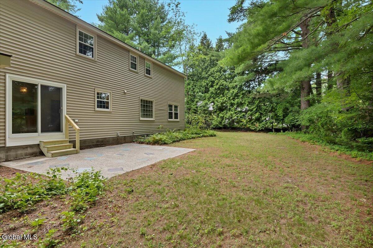 9 Chestnut Lane Clifton Park NY 12065