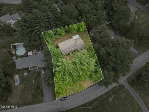 9 Chestnut Lane Clifton Park NY 12065