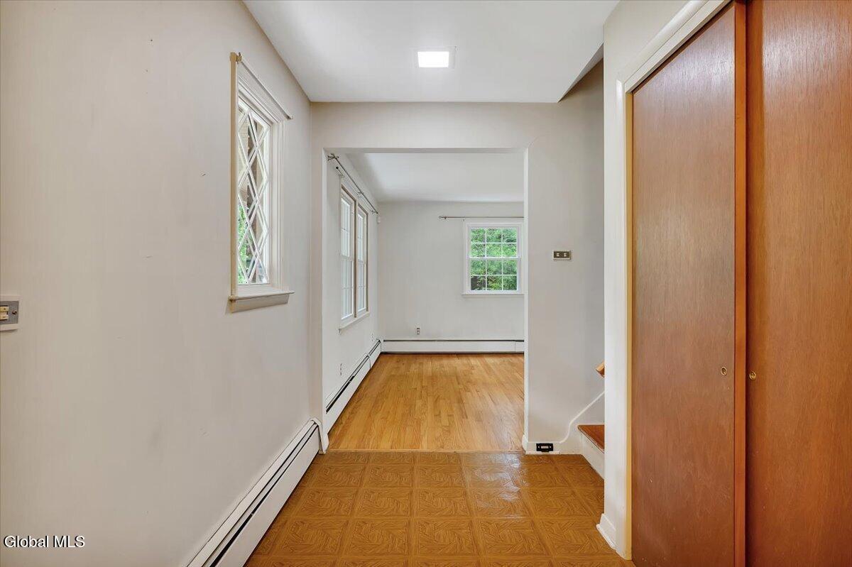 9 Chestnut Lane Clifton Park NY 12065