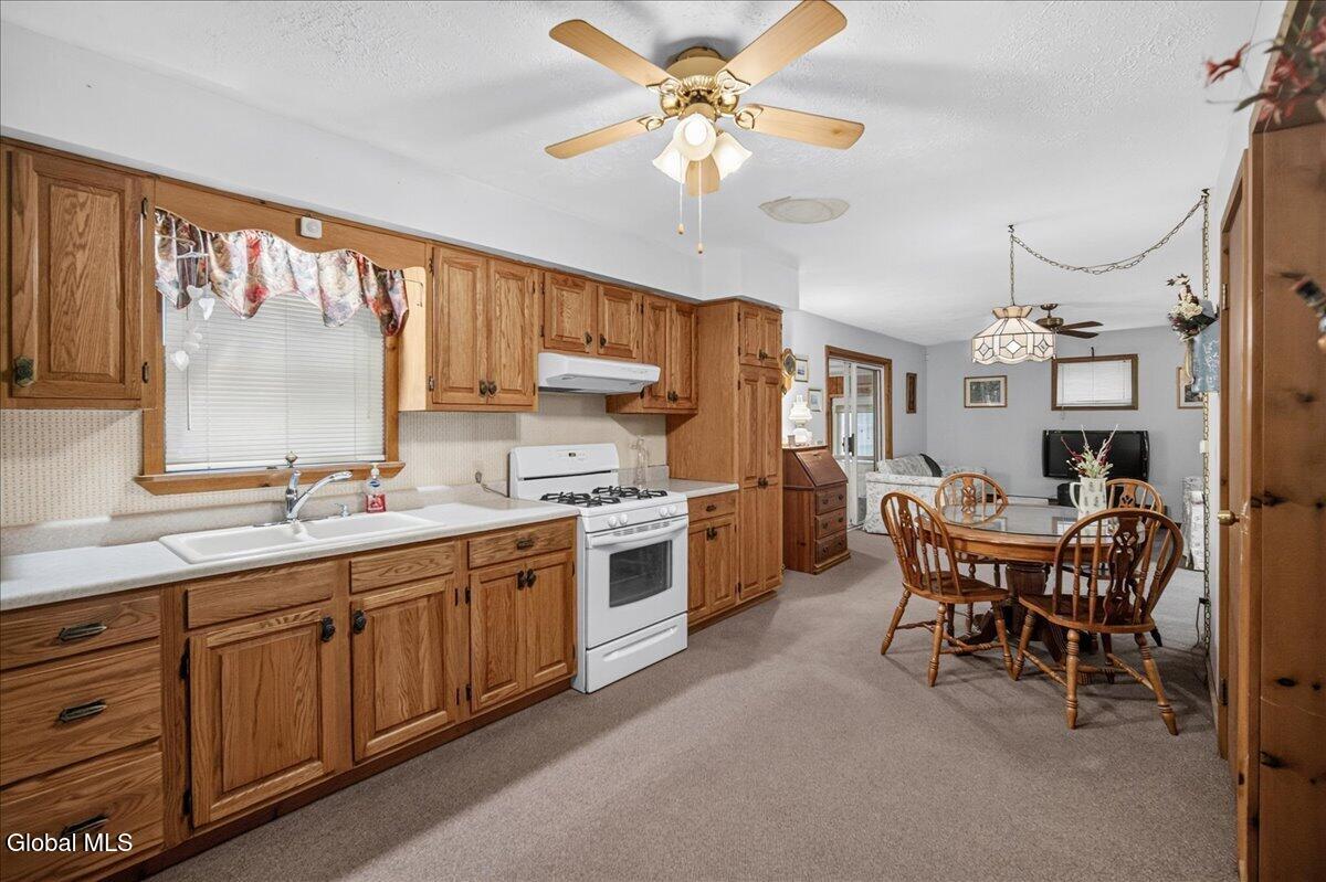 16 Fenway Circle Lake Luzerne NY 12846