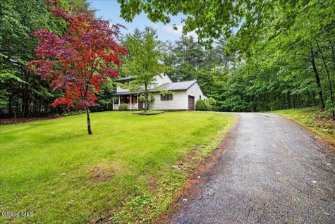 16 Fenway Circle Lake Luzerne NY 12846