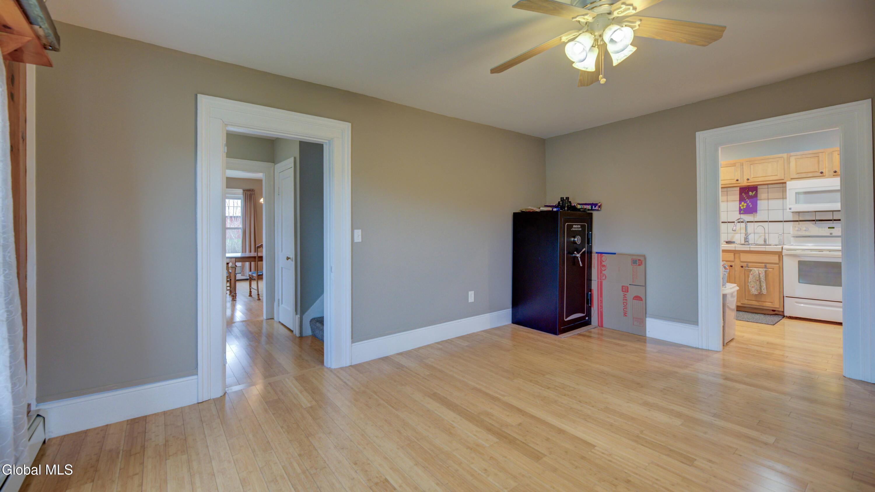 4367 State Highway 30 Esperance NY 12066