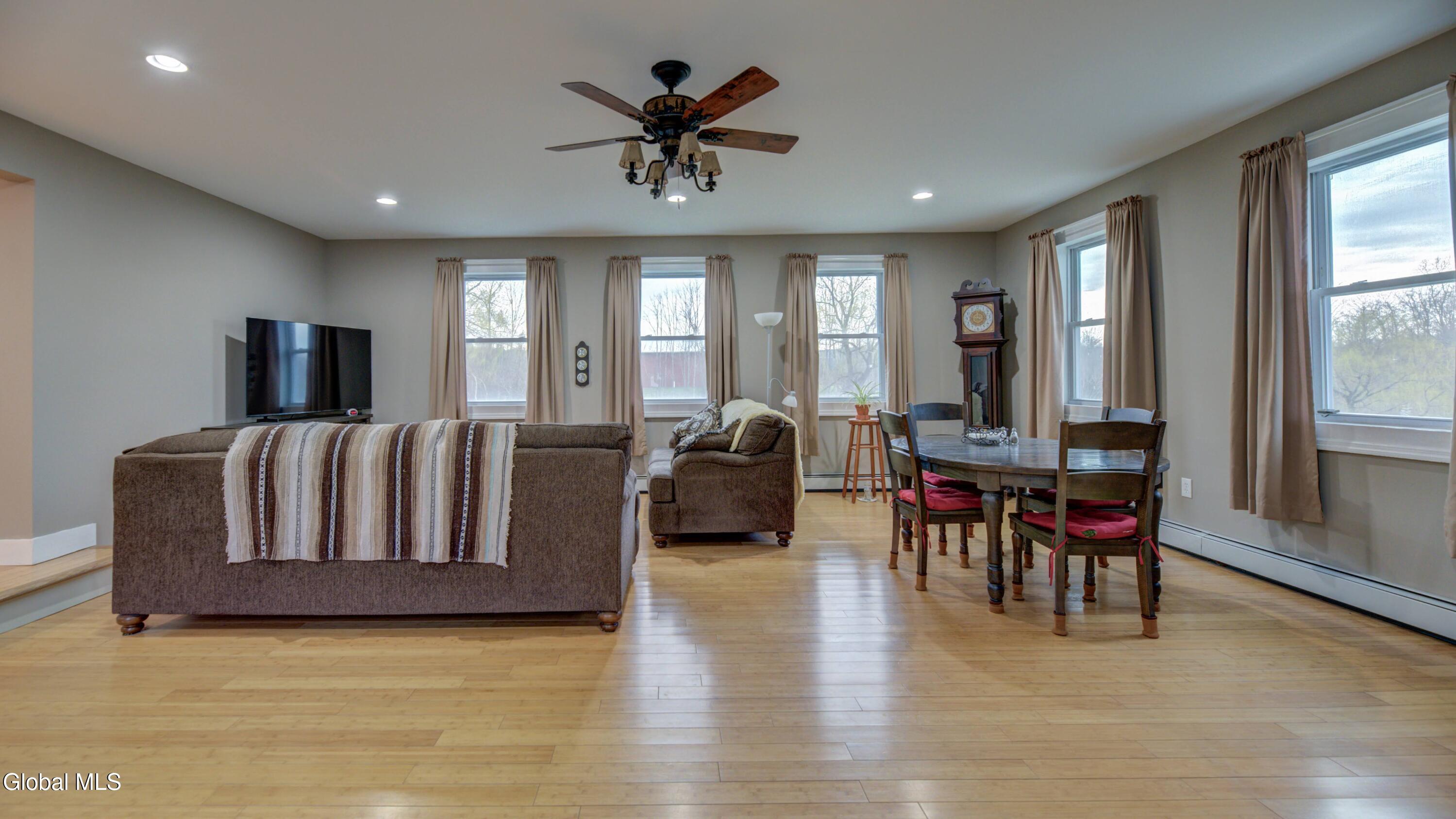 4367 State Highway 30 Esperance NY 12066