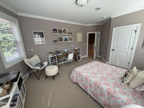 61 Yachtsman Way Malta NY 12020