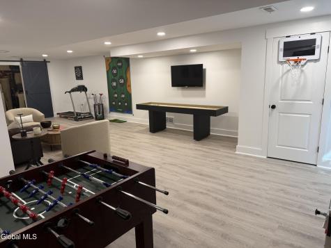 61 Yachtsman Way Malta NY 12020